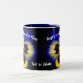 Happy Birthday Mam Pansy Flower Personalized Tweekleurige Koffiemok (Center)