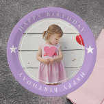 Happy Birthday met foto Papieren Bordje<br><div class="desc">Vier uw speciale dag in stijl met onze aanpasbare papieren borden van "Happy Birthday With Photo"! Deze borden zijn perfect om een persoonlijke touch toe te voegen aan je verjaardagsfeestje. Upload gewoon je favoriete foto en we creëer een uniek en memorabel ontwerp speciaal voor jou. Gemaakt van hoogwaardig, stevig papier,...</div>