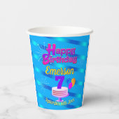 Happy Birthday met gradiëntstripes op BLUE Papieren Bekers (Achterkant)