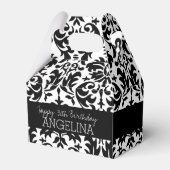 Happy Birthday met Trendy Black en White Damask Bedankdoosjes (Voorkant Zijde)