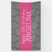 Happy Birthday met Trendy Grey en Pink Damask Spandoek (Verticaal)