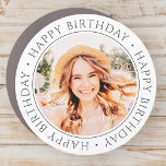 Happy Birthday Modern Simple Custom Photo Automagneet<br><div class="desc">Dit eenvoudige en moderne ontwerp is samengesteld uit serif typografie en voegt een douanefoto toe. Gebruik deze sticker als cadeau-label voor het cadeau voor de verjaardagsfeestdag</div>