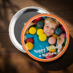 Happy Birthday Modern Simple Star Foto Ronde Button 4,0 Cm<br><div class="desc">Dit eenvoudige en moderne ontwerp is samengesteld uit serif typografie en voegt een douanefoto toe.</div>