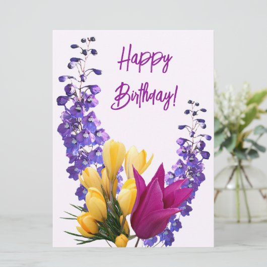 Happy Birthday paarse geel roze bloemen Feestdagenkaart (Staand voorkant)