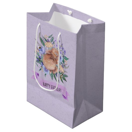 Happy Birthday Paast Bunny Paarse Florals Medium Cadeauzakje (Voorkant Gekanteld)