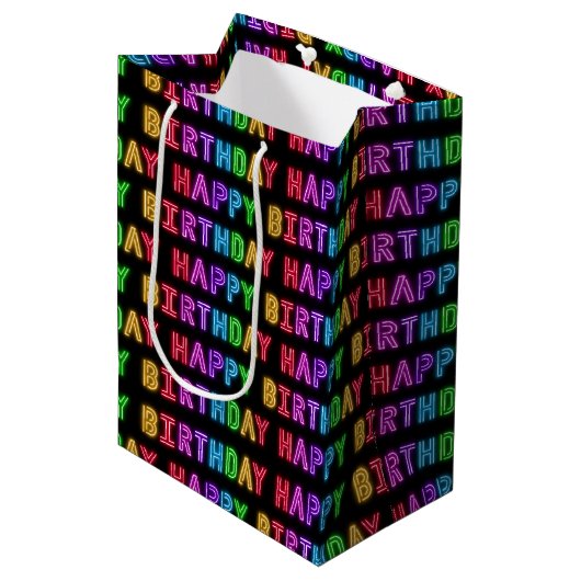 Happy Birthday Pattern Medium Cadeauzakje (Voorkant Gekanteld)