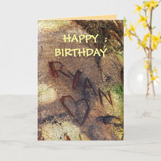 Happy Birthday Ryan Love Tree Carving Card Kaart (Gele Bloem)