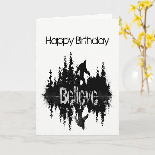 Happy Birthday Sasquatch, Big Foot Lake Reflection Kaart (Gele Bloem)