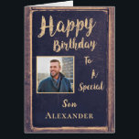 Happy Birthday Son Foto voor zijn persoonlijke kaa<br><div class="desc">Happy Birthday Son Photo for Him Personalize Card is geweldig om je zoon te laten weten dat je hem waardeert en dat hij speciaal voor je is. U kunt de kaart personaliseren door de foto en uw informatie van uw zoon toe te voegen.</div>