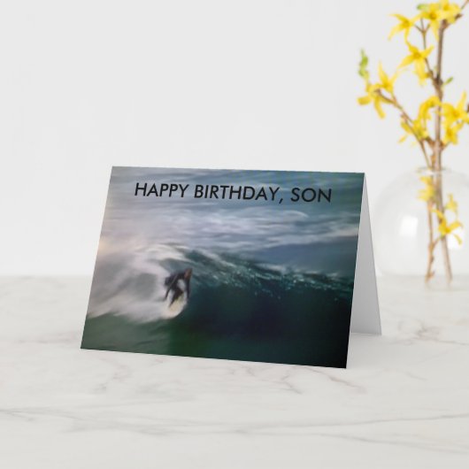 HAPPY BIRTHDAY, SON (SURFEN OP HET STRAND) KAART (Gele Bloem)