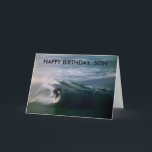 HAPPY BIRTHDAY, SON (SURFEN OP HET STRAND) KAART<br><div class="desc">Als uw zon is in surfen of gewoon geniet van foto's van surfen,  hier is de perfecte Kaart!</div>