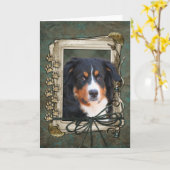 Happy Birthday - Stone Paws - Bernese Mountain Dog Kaart (Gele Bloem)