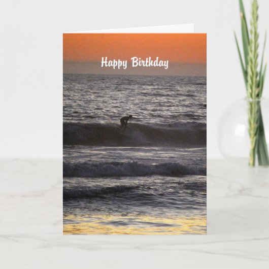 Happy Birthday Surfer bij zonsondergang Kaart (Voorkant)