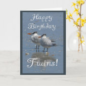 Happy Birthday Twins! - Twee identieke vogels op h Kaart (Gele Bloem)