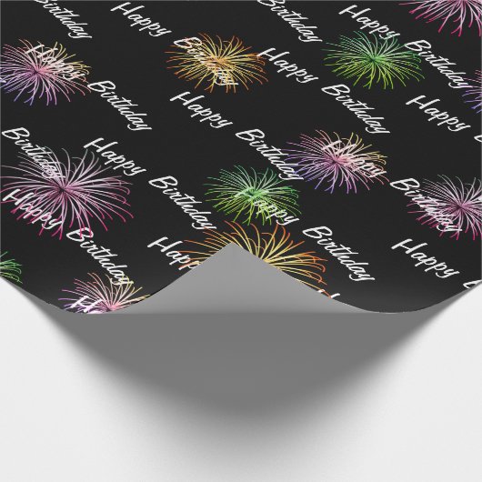 Happy Birthday vuurwerk op zwart Cadeaupapier (Hoek)