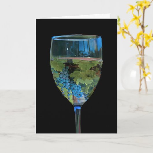 Happy Birthday Wine en Grapes Kaart (Gele Bloem)