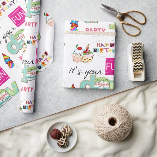 Happy Birthday Wrapping Papier FUN Cupcake (Crafts)