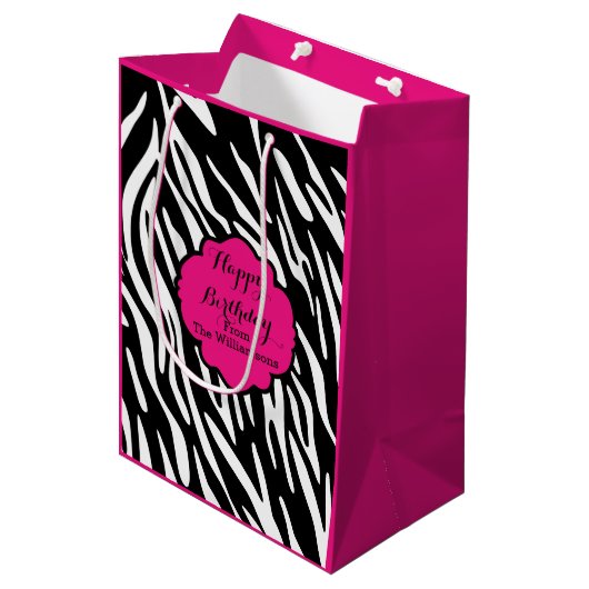 Happy Birthday Zebra Print Hot Pink Gift Bag Medium Cadeauzakje (Voorkant Gekanteld)