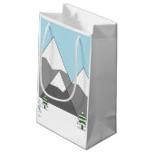 Happy Blackbird Singing in Winter Landscape Klein Cadeauzakje (Achterkant Gekanteld)