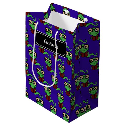 Happy Bookworm Paarse Medium Cadeauzakje (Voorkant Gekanteld)