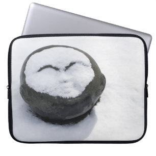 Happy Buddha met sneeuwliefhebber Laptop Sleeve