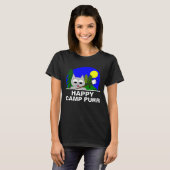 "Happy Camp Purr" Grappige Camping Kat T-shirt (Voorkant volledig)