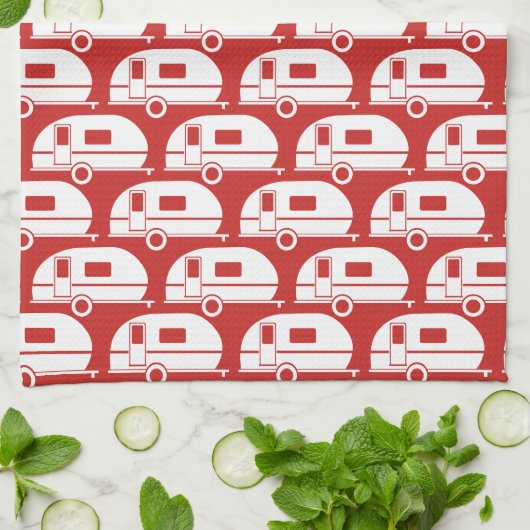 Happy Camper | Modern Camper Decor Red White Theedoek (Gevouwen)