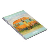 Happy Campers 2025 Spiral Notebook — Retro Caravan Notitieboek (Rechterzijde)