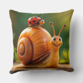 Happy Cartoon Snail Hosting Ladybug Kussen (Achterkant)