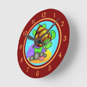 Happy Cartoon Zee Turtle met helder rood en goud Ronde Klok (Hoek)