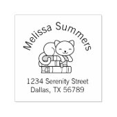 Happy Cat bovenop Stack of Books Address Zelfinktende Stempel (Design)