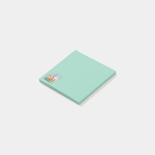 Happy Cat on top of a Book Stack Green Post-it® Notes (Schuin)