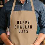 Happy Challah Days Cute Hanukkah Standaard Schort<br><div class="desc">Al je feestelijke favorieten in dit superschattige geschenk met 'Happy Challah Days' in een modern zwart lettertype. Fun nieuwigheidgeschenk voor Hanukkah!</div>