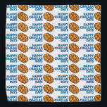Happy Challah Days Hanukkah Chanukah Bread Loaf Bandana<br><div class="desc">Bandana heeft een originele markeringsillustratie van een brood met challah,  met HAPPY CHALLAH DAYS in een leuk lettertype. Ideaal voor Hanukkah! Zie je niet wat je zoekt? Hulp nodig bij aanpassingen? Neem contact op met Rebecca om iets voor je te ontwerpen.</div>