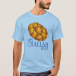 Happy Challah Days Hanukkah Chanukah Holiday Bread T-shirt<br><div class="desc">Hij is voorzien van een originele markeerafbeelding van een brood met gevlekte kallabrood, met HAPPY CHALLAH DAYS in een leuk lettertype. Ideaal voor Hanukkah! Deze vakantieillustratie is ook beschikbaar op andere producten. Zie je niet wat je zoekt? Hulp nodig bij aanpassingen? Neem contact op met Rebecca om iets voor je...</div>