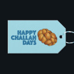 Happy Challah Days Hanukkah Chanukah Holiday Cadeaulabel<br><div class="desc">Het label van de Gift kenmerkt een originele telleraar illustratie van een blad van challah brood, met HAPPY CHALLAH DAYS in een leuk doopvont. Geweldig voor het geven van cadeautjes aan Hanukkah! Deze afbeelding is ook beschikbaar op andere producten. Zie je niet wat je zoekt? Hulp nodig bij aanpassingen? Neem...</div>