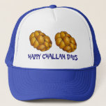 Happy Challah Days Hanukkah Chanukah Holiday Loaf Trucker Pet<br><div class="desc">Hij is voorzien van een originele markeerafbeelding van een brood met gevlekte kallabrood, met HAPPY CHALLAH DAYS in een leuk lettertype. Geweldig voor Hanukkah! Deze vakantieillustratie is ook beschikbaar op andere producten. Zie je niet wat je zoekt? Hulp nodig bij aanpassingen? Neem contact op met Rebecca om iets voor je...</div>