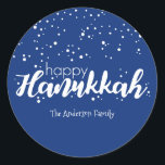 Happy Chanoeka Sneeuwbellen Sticker Gift Label<br><div class="desc">Schattigee en stijlvolle Happy Hanukkah Snow Bubbles Sticker Gift Label is ideaal voor uw vakantie cadeau geven behoeften. Er zijn andere producten die overeenkomen met dit ontwerp.</div>