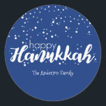 Happy Chanoeka Sneeuwbellen Sticker Gift Label<br><div class="desc">Schattigee en stijlvolle Happy Hanukkah Snow Bubbles Sticker Gift Label is ideaal voor uw vakantie cadeau geven behoeften. Er zijn andere producten die overeenkomen met dit ontwerp.</div>