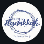 Happy Chanoeka Sneeuwbellen Sticker Gift Label<br><div class="desc">Schattigee en stijlvolle Happy Hanukkah Snow Bubbles Sticker Gift Label is ideaal voor uw vakantie cadeau geven behoeften. Er zijn andere producten die overeenkomen met dit ontwerp.</div>