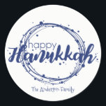 Happy Chanoeka Sneeuwbellen Sticker Gift Label<br><div class="desc">Schattigee en stijlvolle Happy Hanukkah Snow Bubbles Sticker Gift Label is ideaal voor uw vakantie cadeau geven behoeften. Er zijn andere producten die overeenkomen met dit ontwerp.</div>