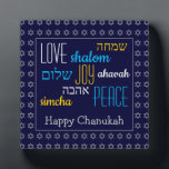 HAPPY CHANUKAH Love Joy Peace HEBREW Persoonlijk Fotoplaat<br><div class="desc">Dit is een kleurrijke feestelijke desktopplak met faux Silver Star van David in een subtiel patroon tegen een diepe blauwe achtergrond. De woorden LOVE JOY PEACE, inclusief hun Hebreeuwse vertalingen, hebben een kleurencode. De tekst is aanpasbaar in hoesje dat u wilt wijzigen. HAPPY CHANUKAH is geschreven in faux Silver en...</div>