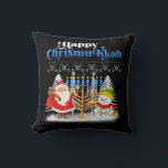 Happy Chrismukkah Jewish Kersthanukkah Kussen<br><div class="desc">Kerstkerstjongens Kinder Mannen. Grappig Humor grafisch t-shirt voor degenen die geloven in Santa Claus,  love Deer,  Reindeer,  Elf,  Elves,  zingende liedjes,  feestversieringen,  boom,  pet,  sokken Dit kerstt-shirt met een grafisch cadeau is geweldig voor Kerstmis</div>