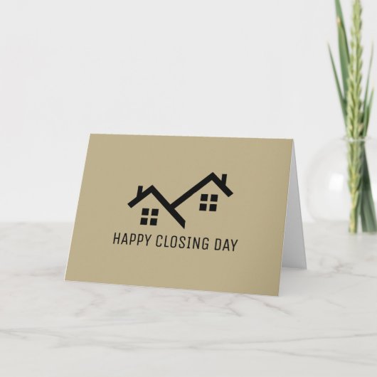 Happy Closing Day Real Estate Modern Tan Note Kaar Notitiekaartje (Voorkant)