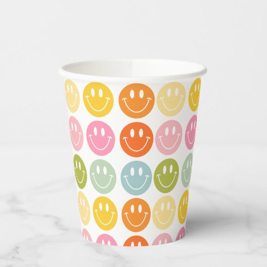 Happy Colorful Smiling Faces Papieren Bekers (Links)
