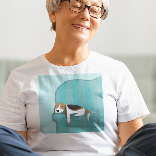 Happy Couch Dog | Schattigee Relaxed Beagle | Dier T-shirt