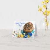 Happy Cupcake Day Verjaardag Kaart (Gele Bloem)