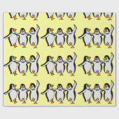 Happy Dancing Penguins Birthday Party Cadeaupapier (Vlak)