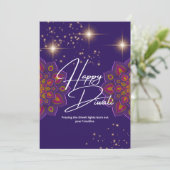 Happy Diwali met licht en Violet achtergrond Feestdagenkaart (Staand voorkant)