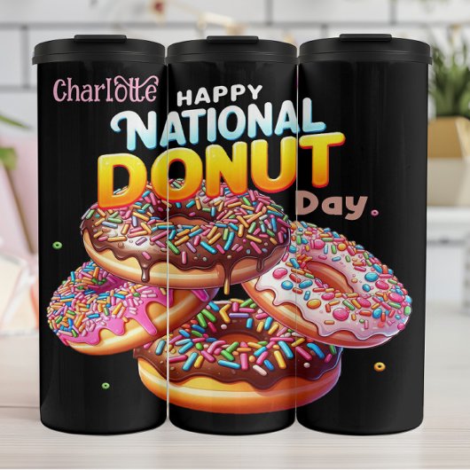 Happy Donut Day: kleurrijke gestrooide lekkernijen Thermosbeker